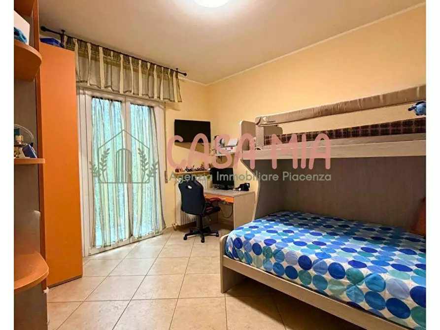 Immagine 27 di Appartamento in vendita  in via IV novembre a Agazzano