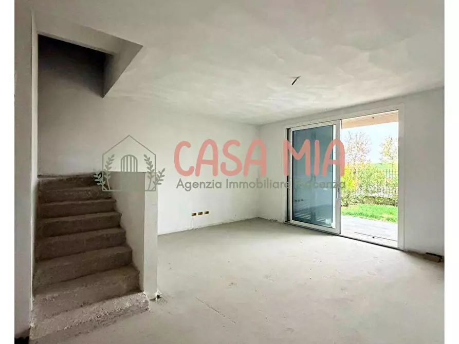 Immagine 4 di Villetta a schiera in vendita  in Via deledda a Piacenza