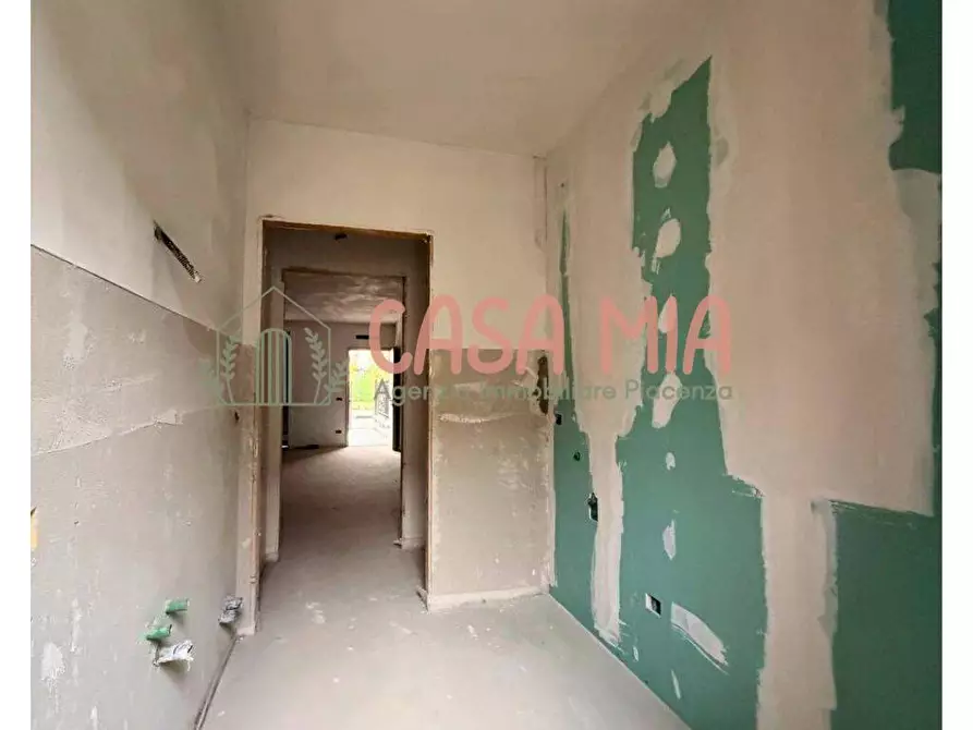 Immagine 10 di Villetta a schiera in vendita  in Via deledda a Piacenza