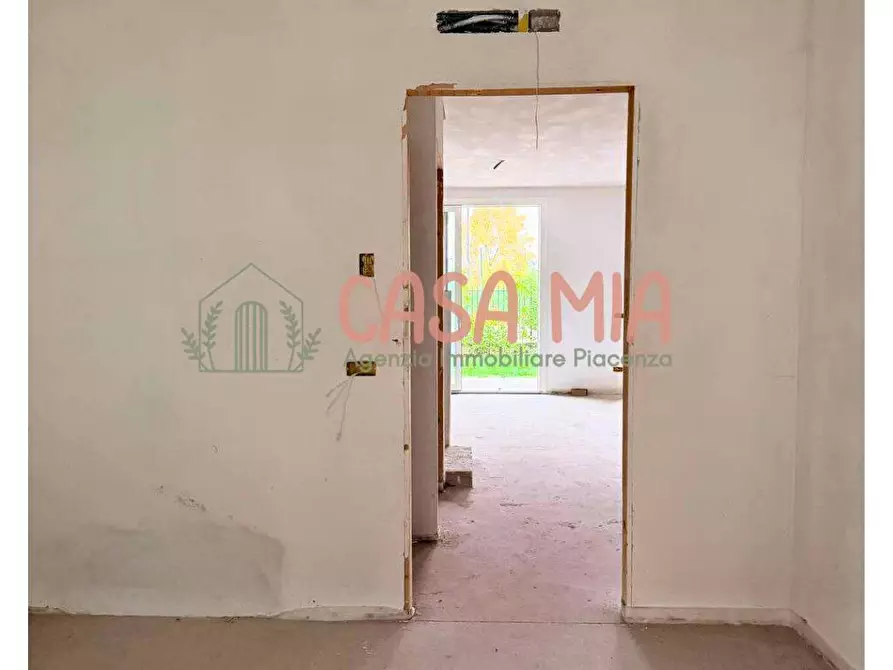 Immagine 14 di Villetta a schiera in vendita  in Via deledda a Piacenza