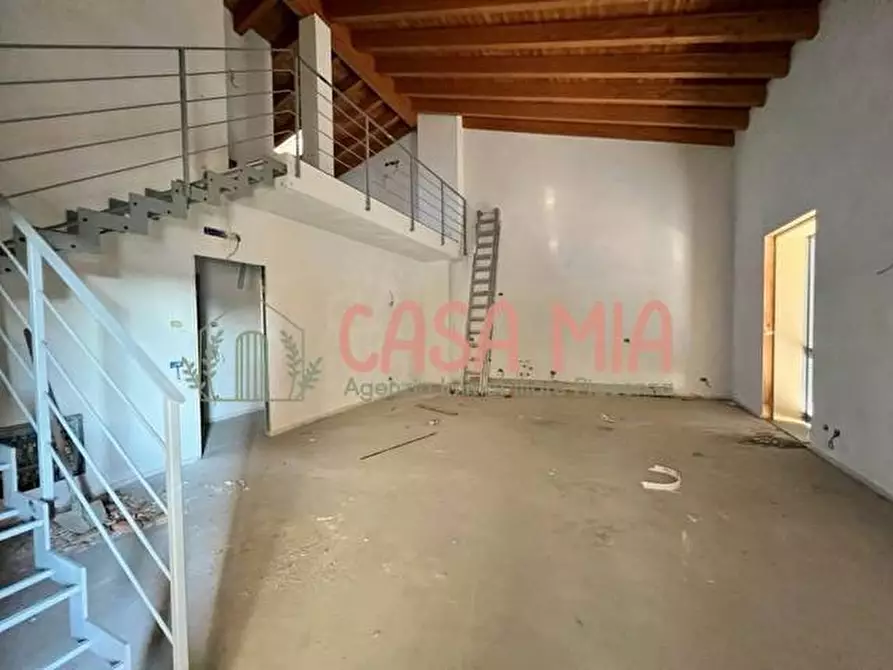 Immagine 2 di Appartamento in vendita  in mozart a Agazzano