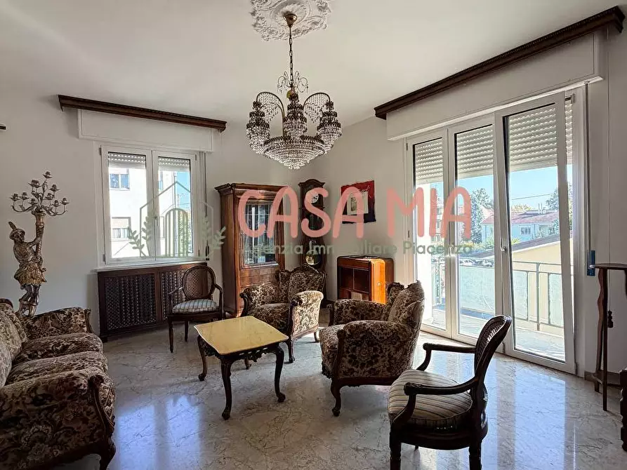 Immagine 7 di Villa in vendita  in via curiel a Agazzano