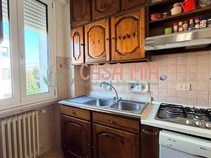 Immagine 12 di Villa in vendita  in via curiel a Agazzano