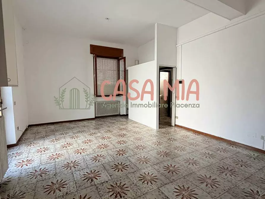 Immagine 27 di Villa in vendita  in via curiel a Agazzano