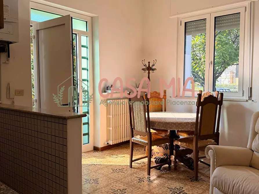 Immagine 38 di Villa in vendita  in via curiel a Agazzano