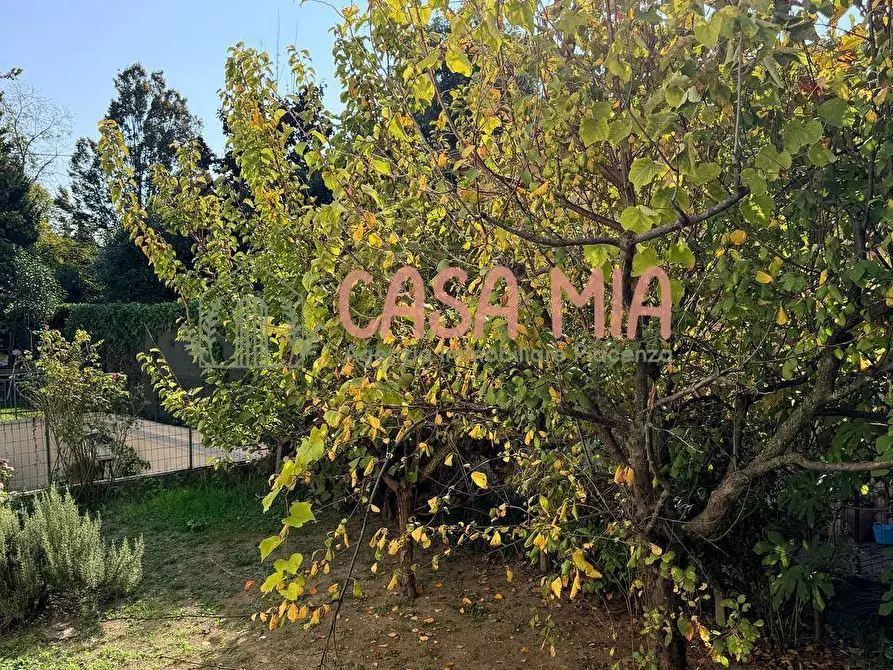 Immagine 43 di Villa in vendita  in via curiel a Agazzano