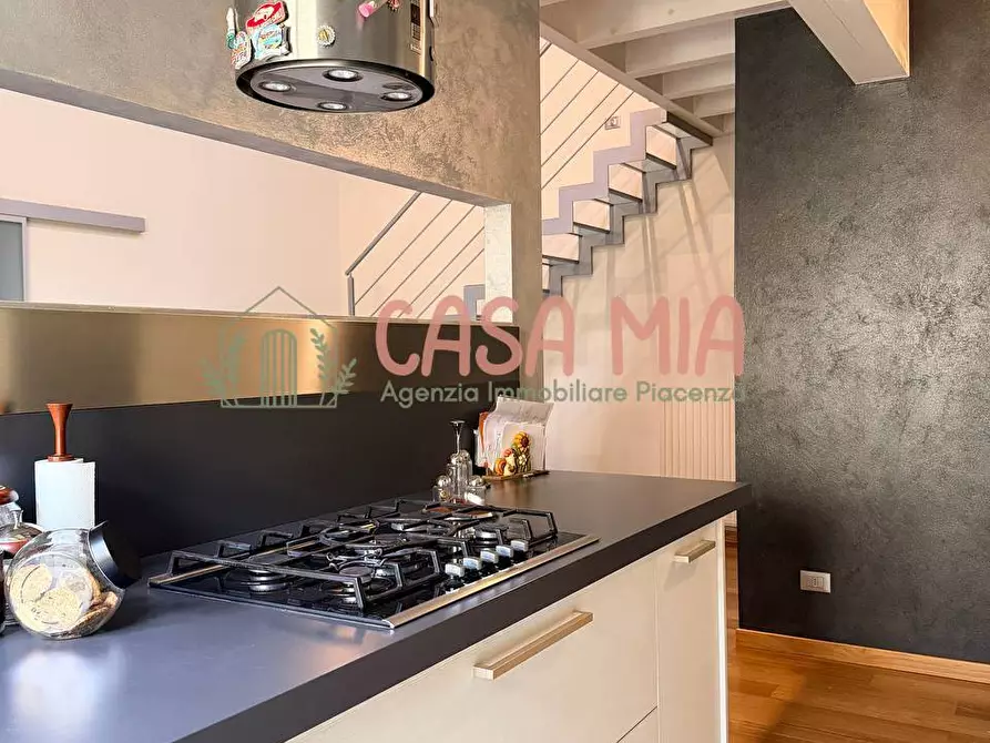 Immagine 11 di Appartamento in vendita  in Via della resistenza a Agazzano