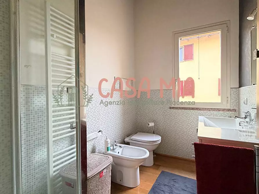 Immagine 27 di Appartamento in vendita  in Via della resistenza a Agazzano