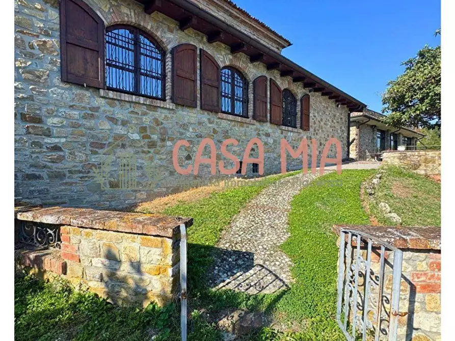 Immagine 3 di Rustico / casale in vendita  in località Poggiarello a Agazzano