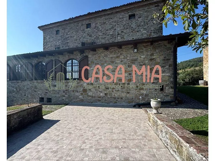 Immagine 4 di Rustico / casale in vendita  in località Poggiarello a Agazzano
