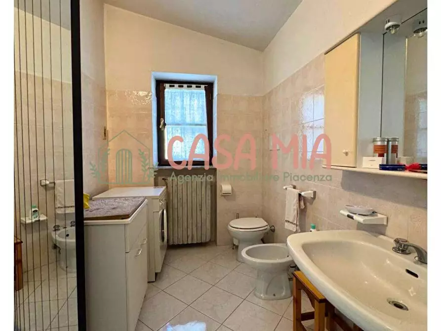 Immagine 49 di Rustico / casale in vendita  in località Poggiarello a Agazzano