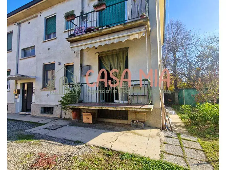 Immagine 21 di Appartamento in vendita  in via roma a Agazzano