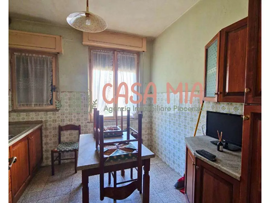 Immagine 8 di Appartamento in vendita  in via roma a Agazzano