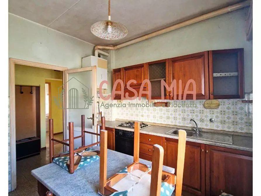 Immagine 11 di Appartamento in vendita  in via roma a Agazzano