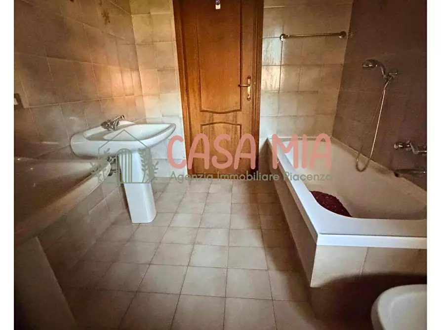 Immagine 22 di Appartamento in vendita  in via pietro nenni a Agazzano