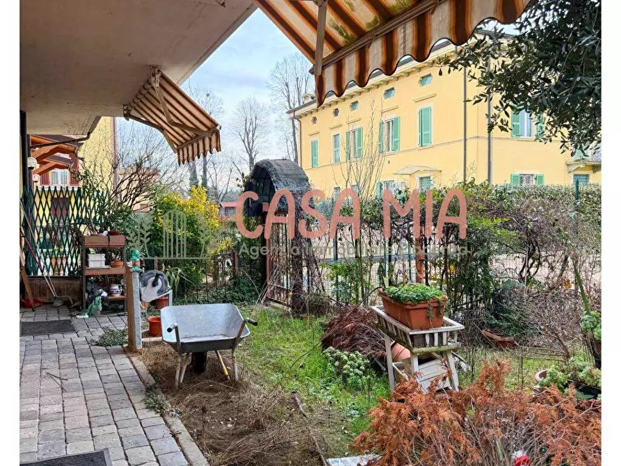 Immagine 2 di Appartamento in vendita  in via roma a Agazzano