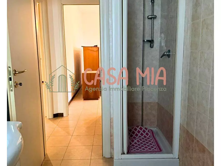 Immagine 25 di Appartamento in vendita  in via roma a Agazzano