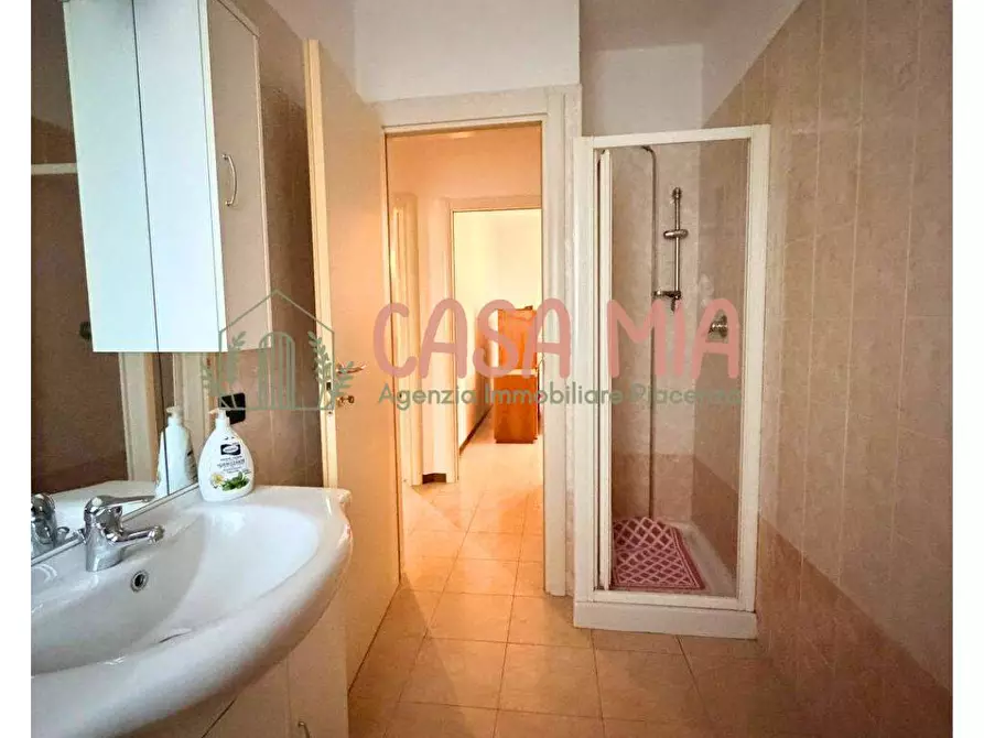 Immagine 26 di Appartamento in vendita  in via roma a Agazzano