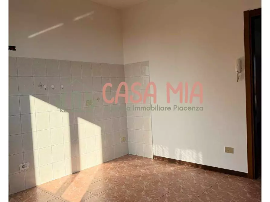 Immagine 10 di Appartamento in vendita  in via emilia ovest a Agazzano