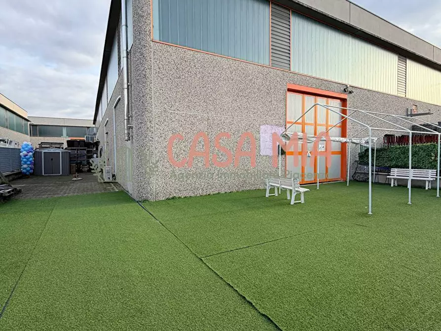 Immagine 5 di Attività commerciale in vendita  in Via Bolzano a Agazzano