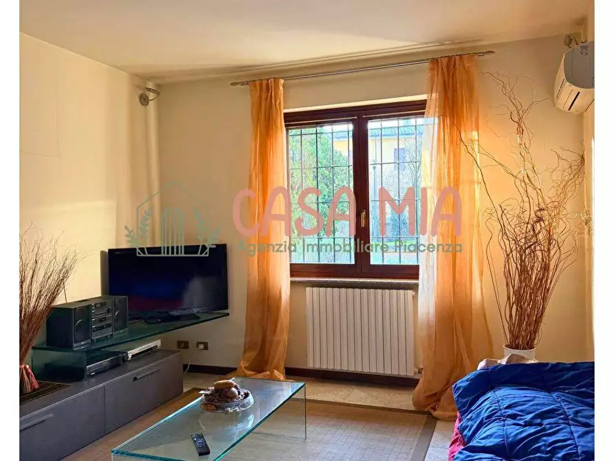 Immagine 9 di Villetta a schiera in vendita  in Via Castello chiapponi a Agazzano