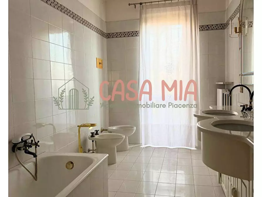 Immagine 27 di Villetta a schiera in vendita  in Via Castello chiapponi a Agazzano