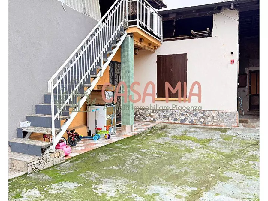 Immagine 10 di Casa indipendente in vendita  in Strada Farnesiana a Piacenza