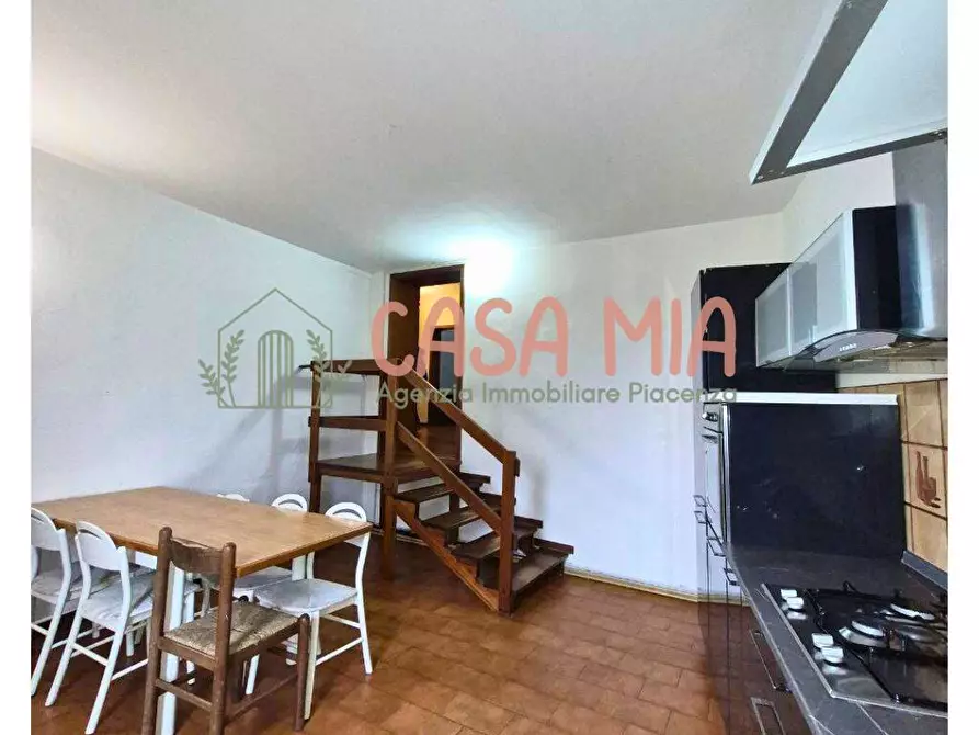 Immagine 3 di Appartamento in vendita  in VIA CRETA a Agazzano