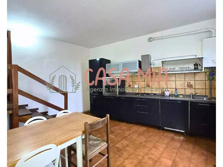 Immagine 4 di Appartamento in vendita  in VIA CRETA a Agazzano