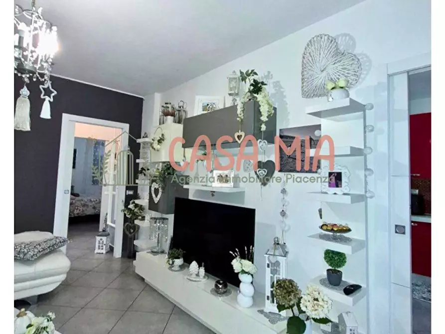 Immagine 2 di Appartamento in vendita  in VIA RISORGIMENTO a Agazzano