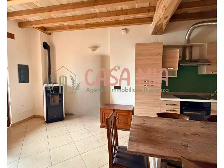 Immagine 3 di Casa semindipendente in vendita  in Località Castel Mantova a Agazzano