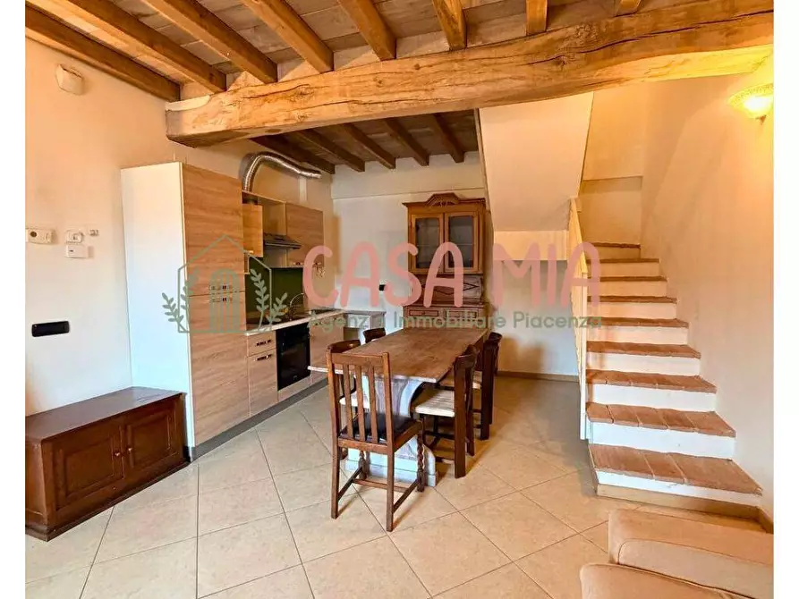 Immagine 4 di Casa semindipendente in vendita  in Località Castel Mantova a Agazzano