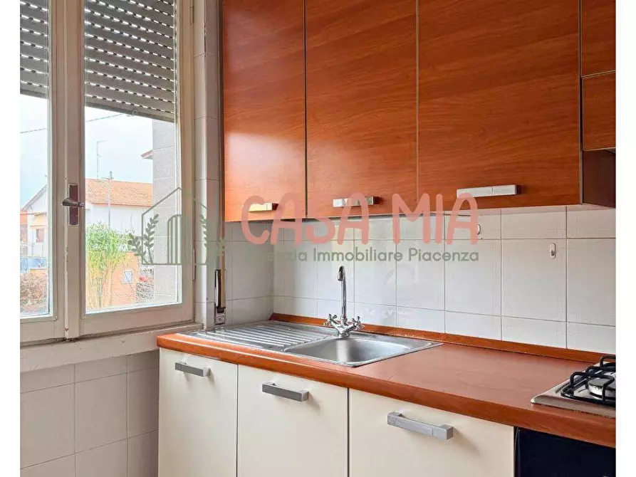 Immagine 16 di Appartamento in vendita  in Via mazzini a Agazzano