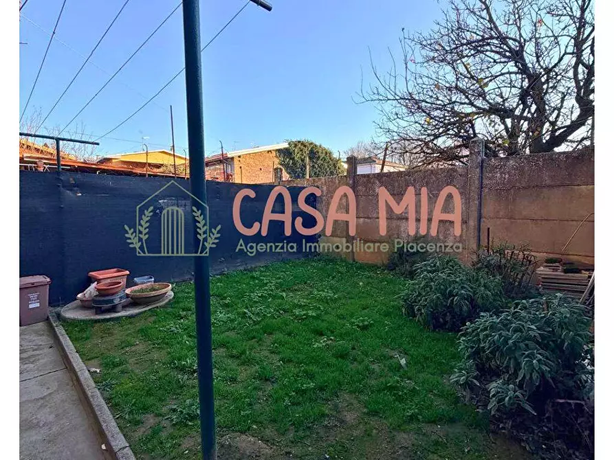 Immagine 2 di Appartamento in vendita  in Via Franco Severi a Podenzano