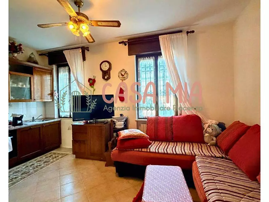 Immagine 10 di Appartamento in vendita  in Via Franco Severi a Podenzano