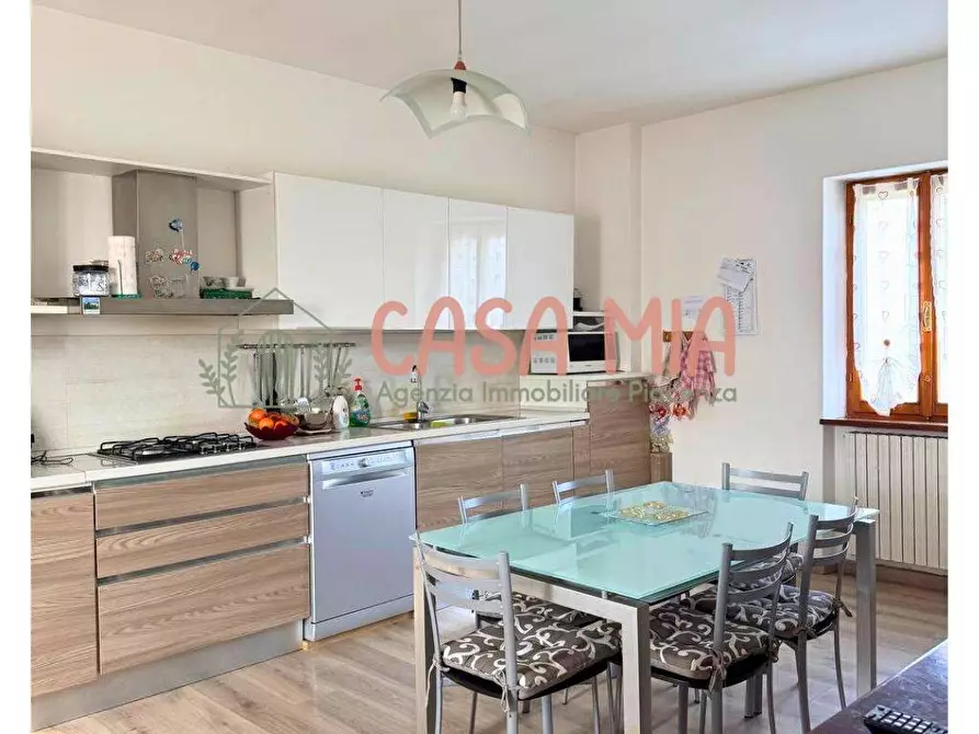 Immagine 1 di Casa semindipendente in vendita  in località poggetto 8 a Agazzano