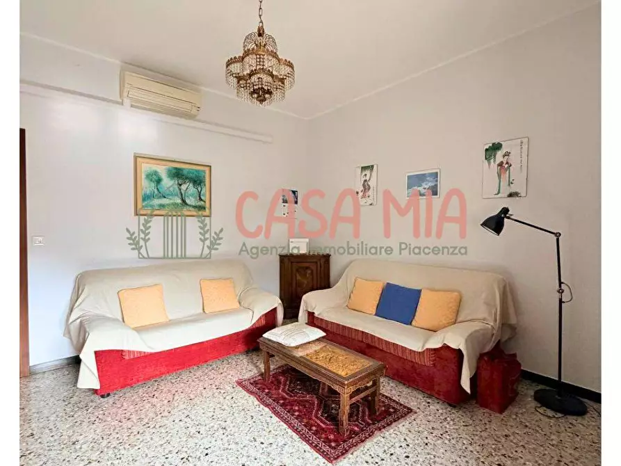 Immagine 8 di Appartamento in vendita  in VIA ALESSANDRIA a Piacenza