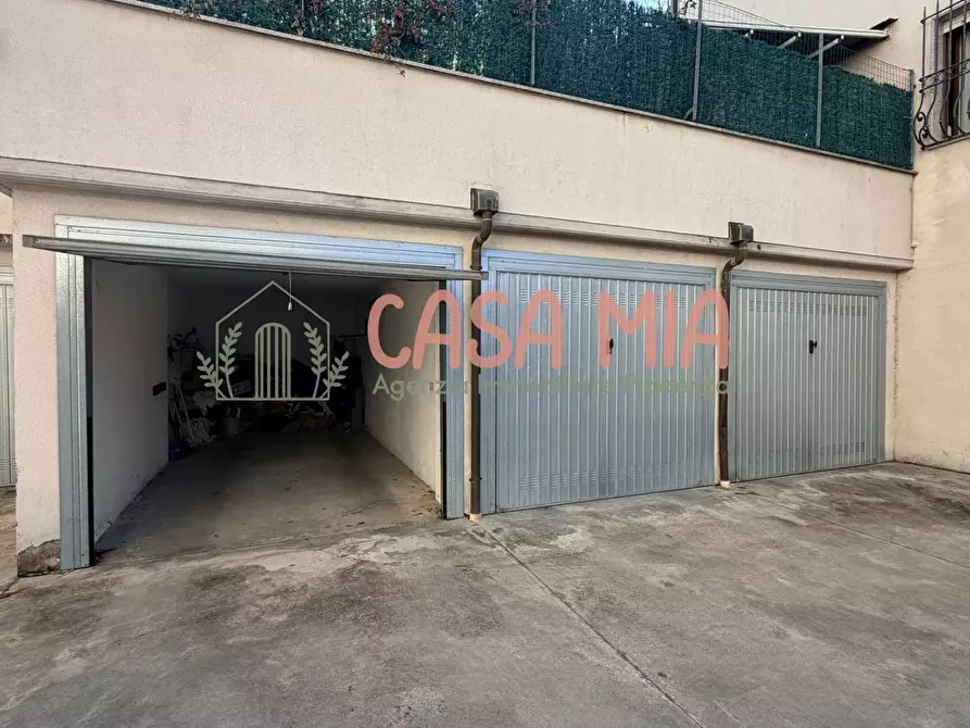 Immagine 2 di Box auto in vendita  in via masina a Agazzano