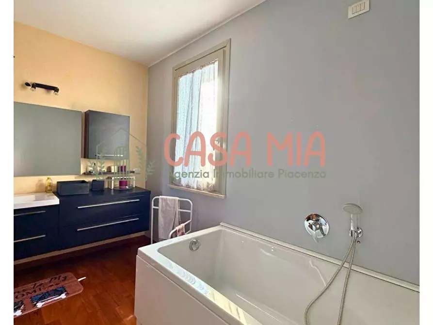 Immagine 17 di Casa semindipendente in vendita  in località Bossina a Agazzano