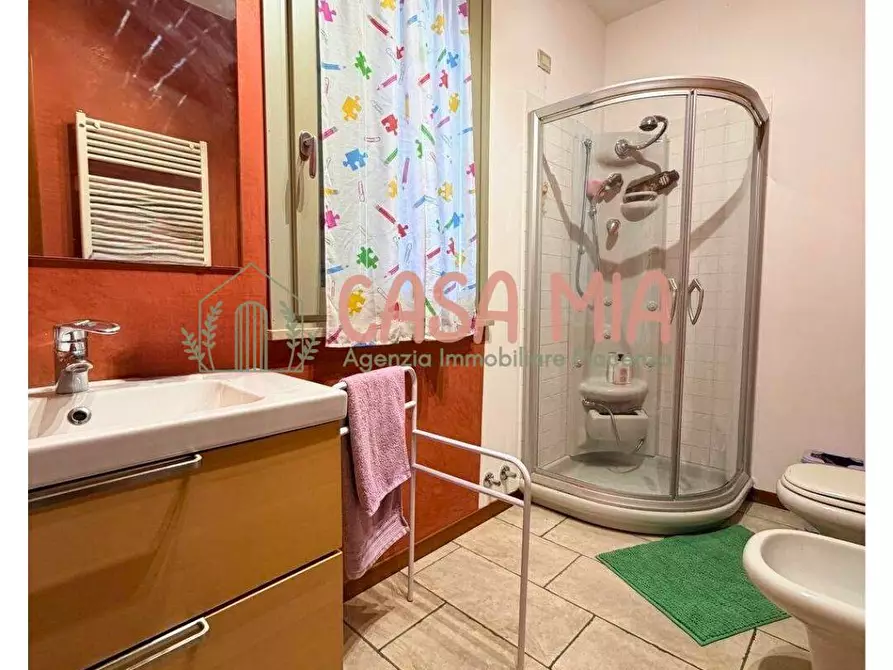 Immagine 24 di Casa semindipendente in vendita  in località Bossina a Agazzano