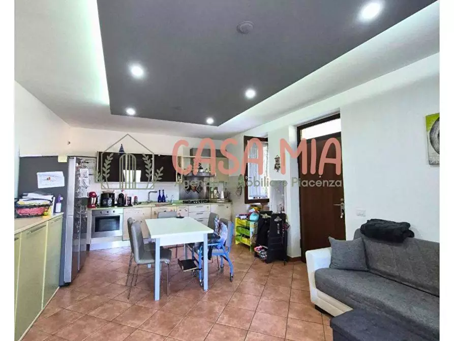 Immagine 11 di Appartamento in vendita  in VIA MALVICINO a Agazzano