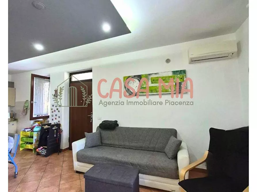 Immagine 15 di Appartamento in vendita  in VIA MALVICINO a Agazzano