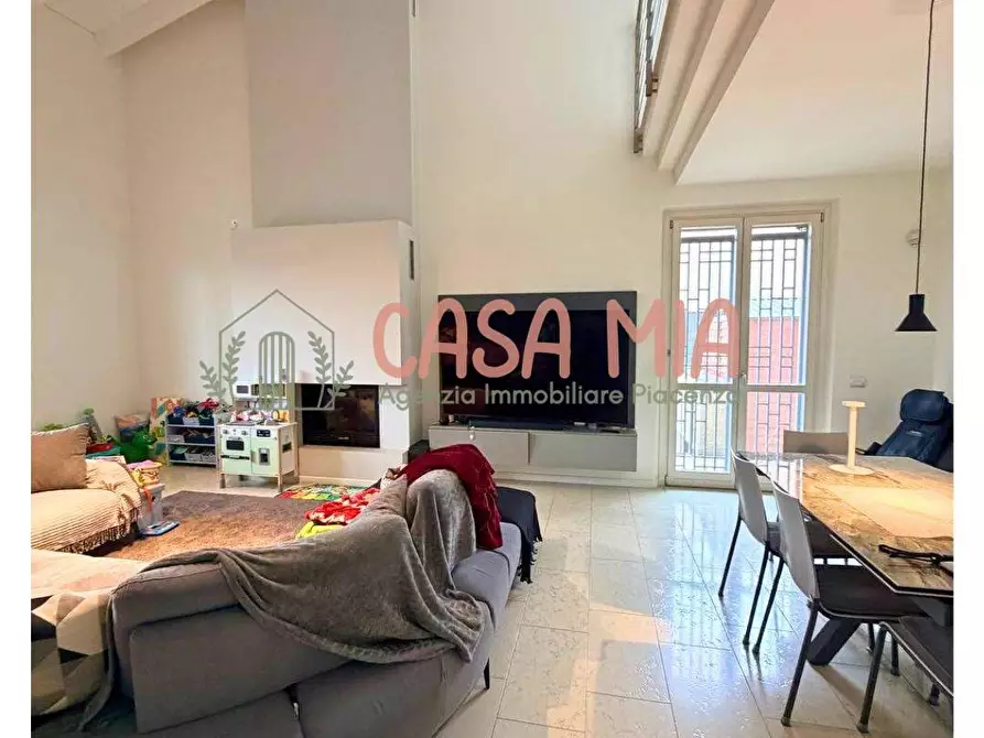 Immagine 10 di Villa in vendita  in Via Madre Teresa Di calcutta a Agazzano