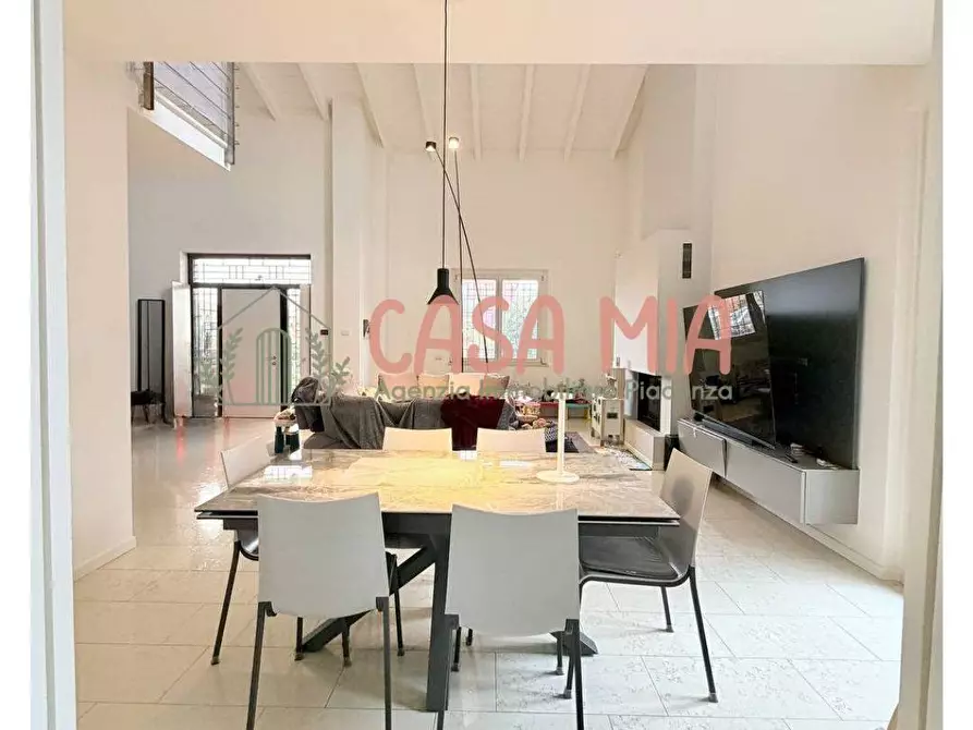 Immagine 17 di Villa in vendita  in Via Madre Teresa Di calcutta a Agazzano