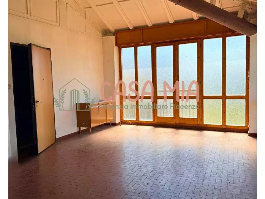 Immagine 4 di Casa semindipendente in vendita  in Via Santimento a Agazzano