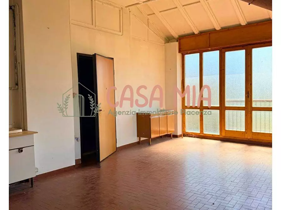 Immagine 6 di Casa semindipendente in vendita  in Via Santimento a Agazzano