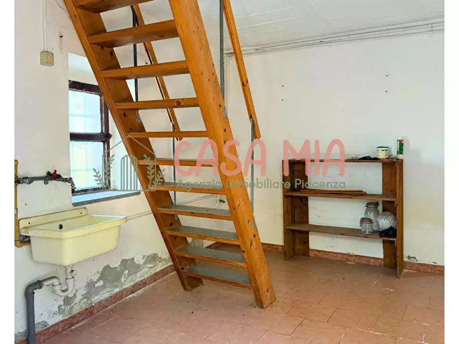 Immagine 21 di Casa semindipendente in vendita  in Via Santimento a Agazzano