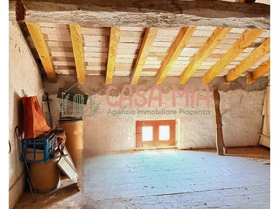 Immagine 23 di Casa semindipendente in vendita  in Via Santimento a Agazzano