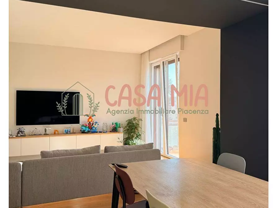 Immagine 10 di Appartamento in vendita  in Via pietro cella a Piacenza