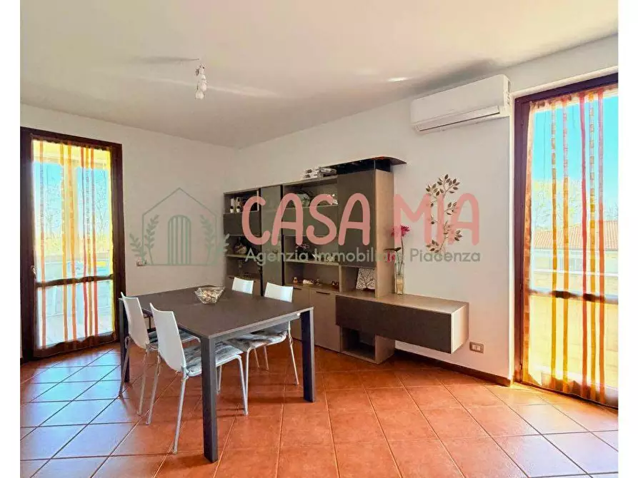 Immagine 8 di Appartamento in vendita  in Via Guareschi a Agazzano